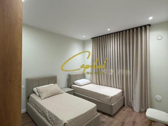 APARTAMENT ME QIRA 2+1+2 MATERNITETI I RI 1.100 EURO