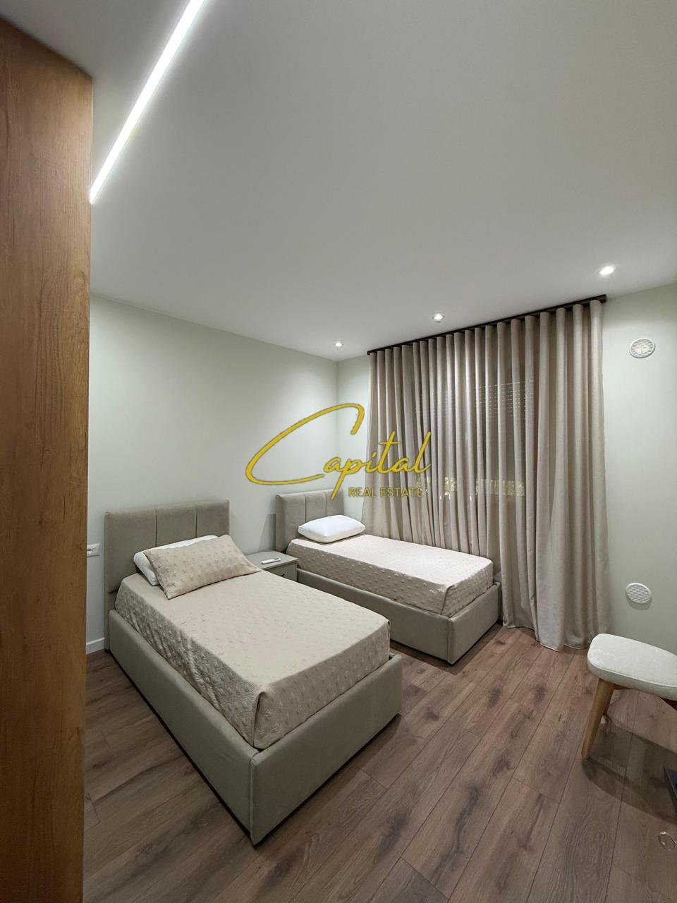 APARTAMENT ME QIRA 2+1+2 MATERNITETI I RI 1.100 EURO