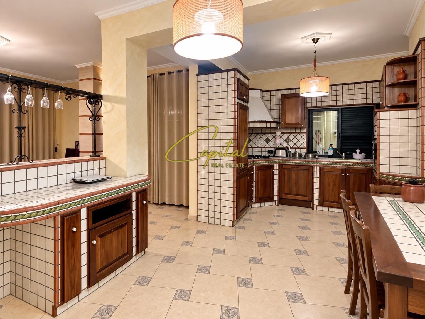 SHITET APARTAMENT 1+1 PAZARI I RI 28.000.000 LEKE