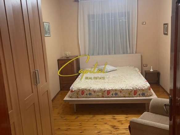 APARTAMENT ME QIRA 3+1 OXHAKU 55.000 LEKE