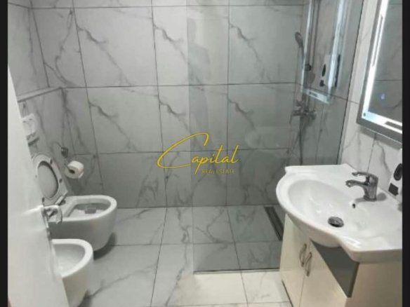 GARSONIERE ME QIRA 45 M2 ISH BLLOKU 70.000 LEKE