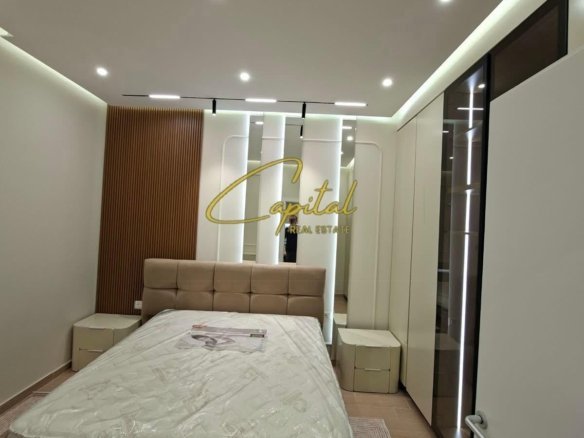 APARTAMENT ME QIRA 1+1 BULEVARDI I RI 750 EURO