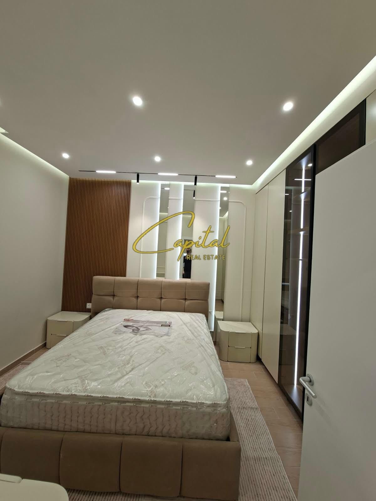 APARTAMENT ME QIRA 1+1 BULEVARDI I RI 750 EURO