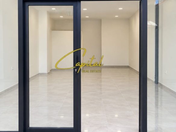 AMBIENT BIZNESI ME QIRA 45 M2 XHAMLLIKU 43.000 LEKE