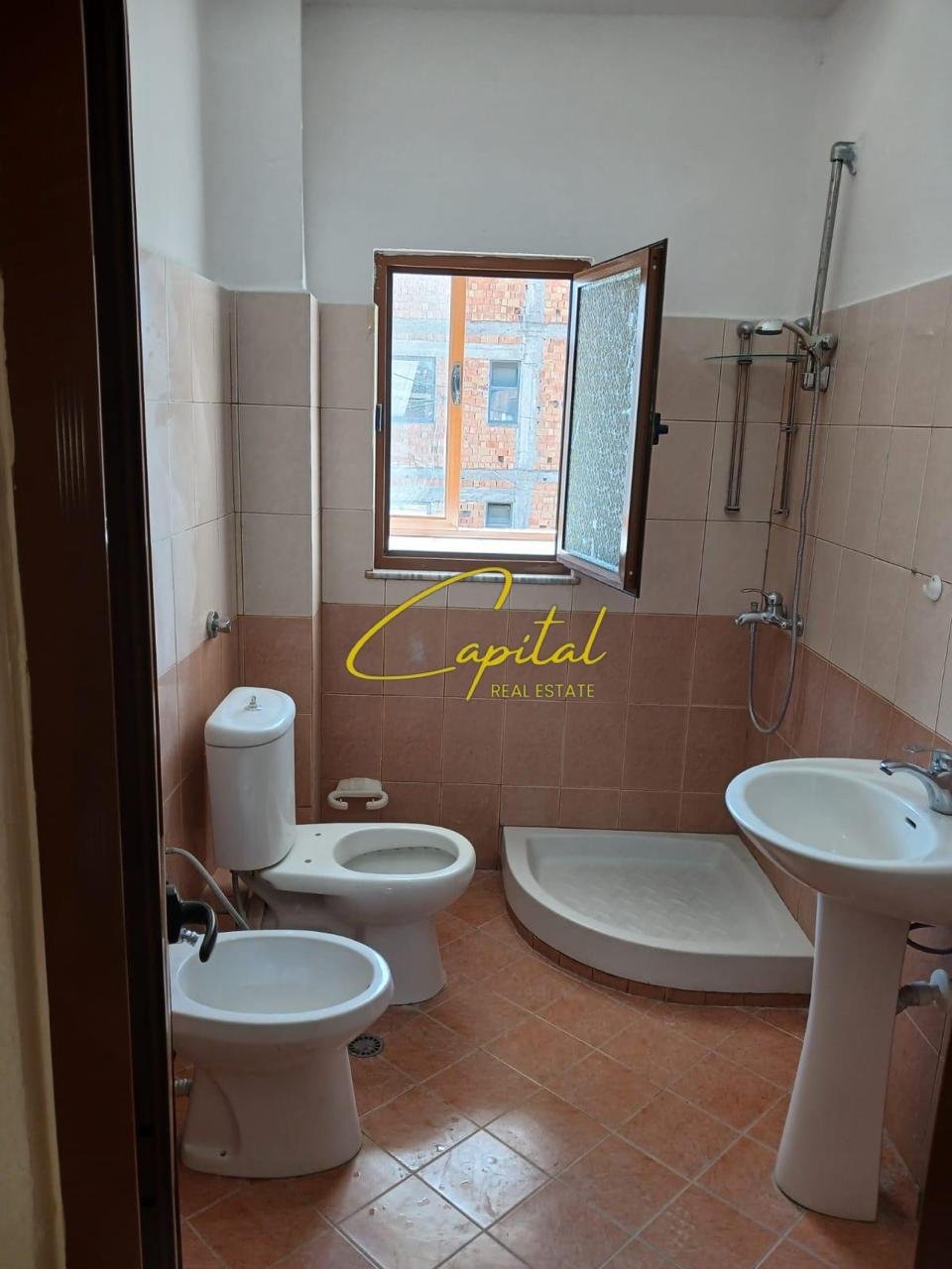 SHITET APARTAMENT 1+1 ALLIAS 8.500.000 LEKE