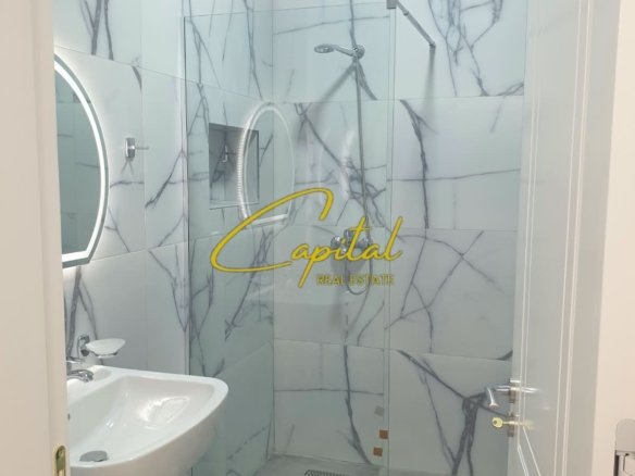 APARTAMENT ME QIRA 2+1+2 5 MAJI 60.000 LEKE