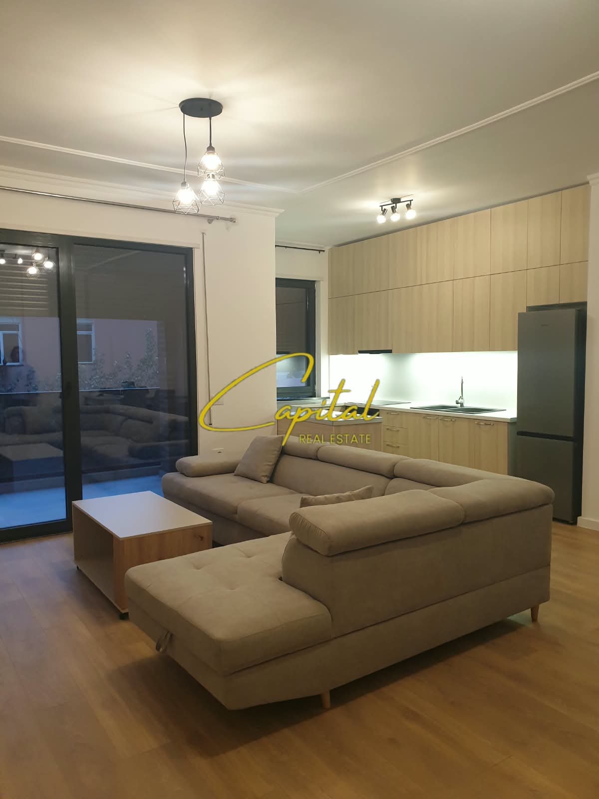 APARTAMENT ME QIRA 2+1+2 5 MAJI 65.000 LEKE