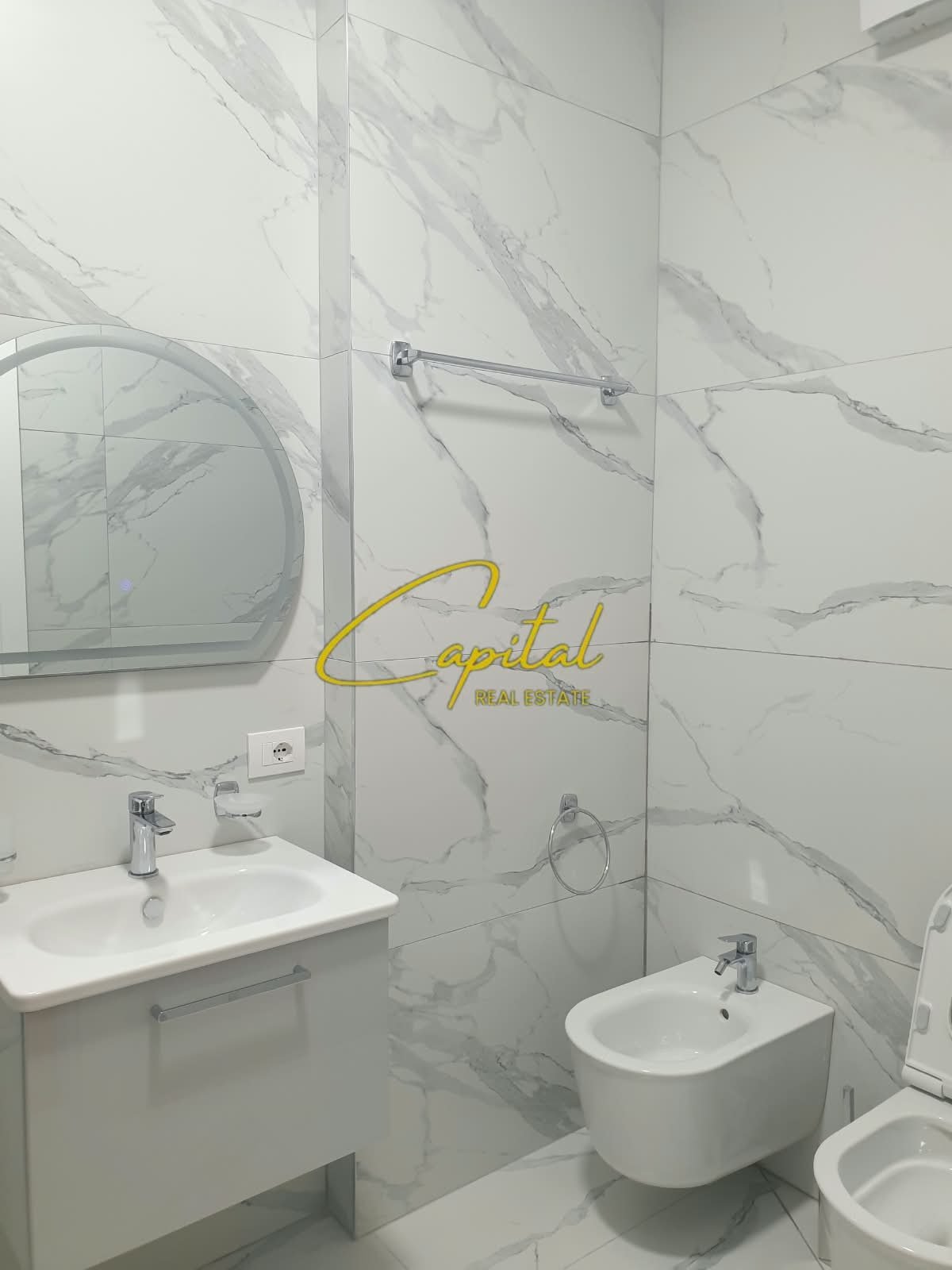 APARTAMENT ME QIRA 2+1+2 5 MAJI 65.000 LEKE