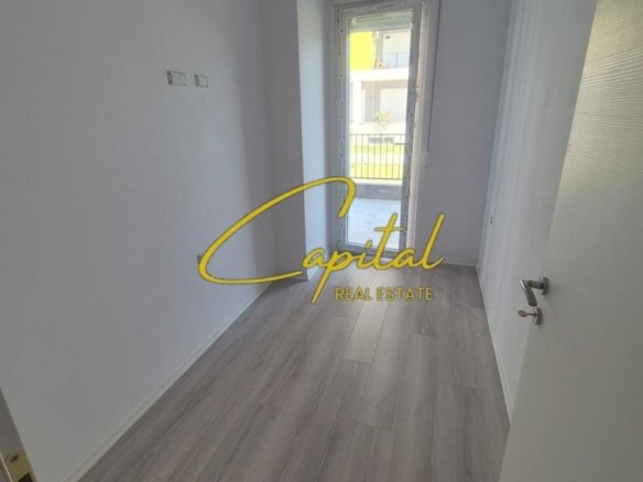 AMBIENT BIZNESI ME QIRA 125 M2 UNIVERS CITY 75.000 LEKE
