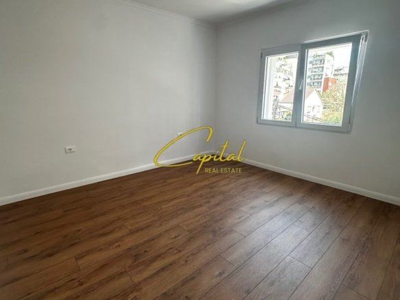 SHITET APARTAMENT 1+1 PAZARI I RI 15.500.000 LEKE