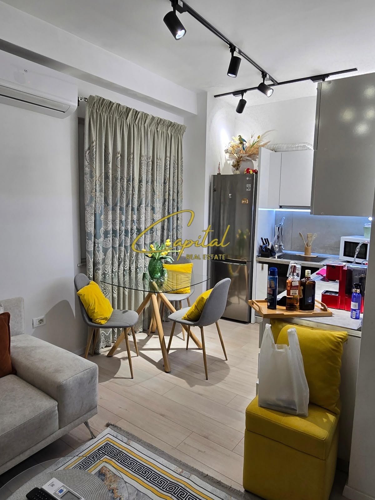 APARTAMENT ME QIRA 2+1 PROKURORIA E TIRANES 900 EURO