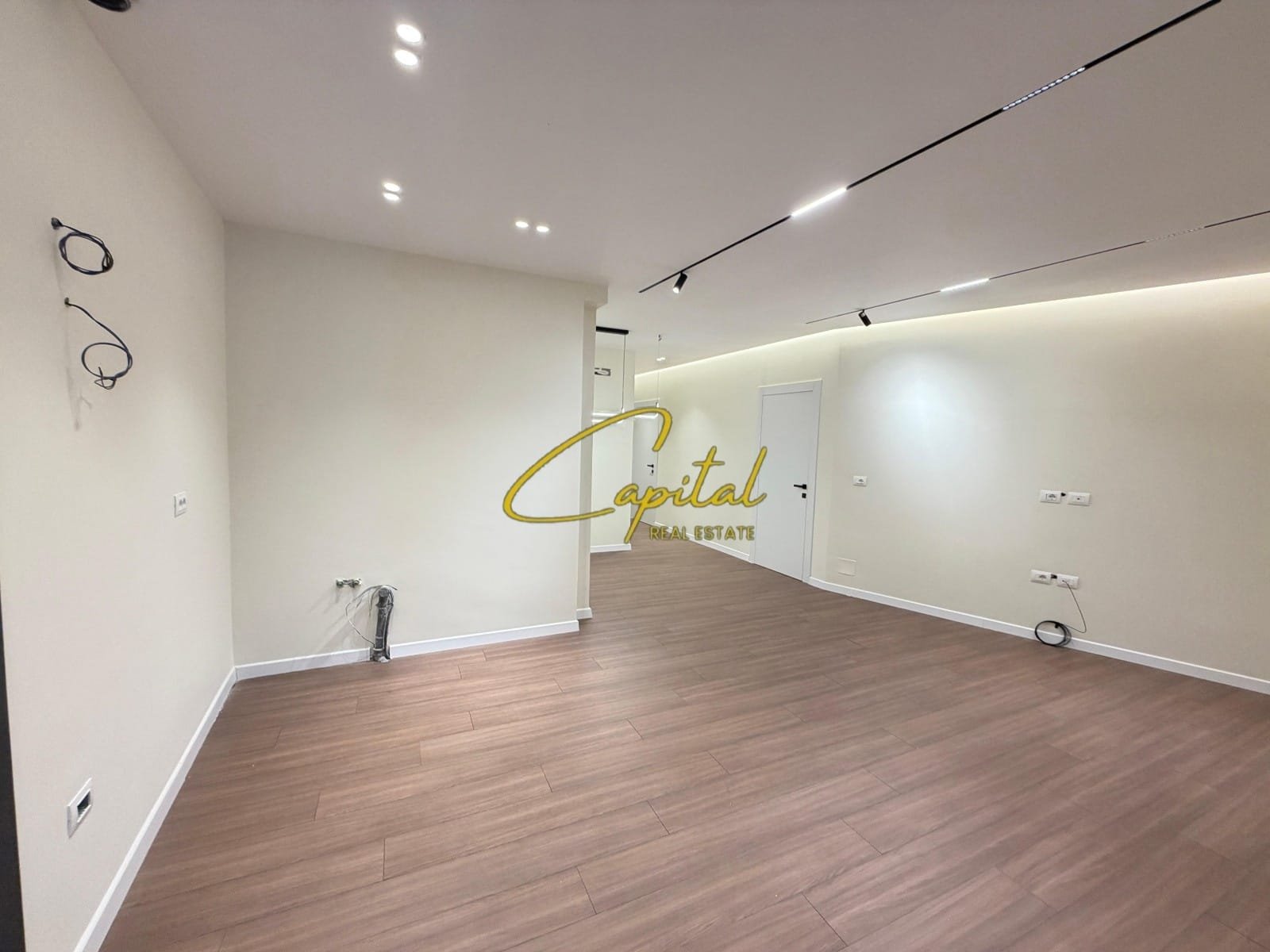 SHITET APARTAMENT 2+1 BRRYLI 18.300.000 LEKE