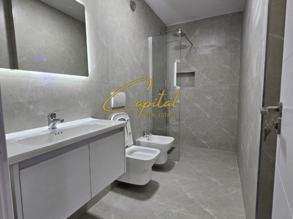 SHITET APARTAMENT 1+1 RRUGA E KAVAJES 163.000 EURO
