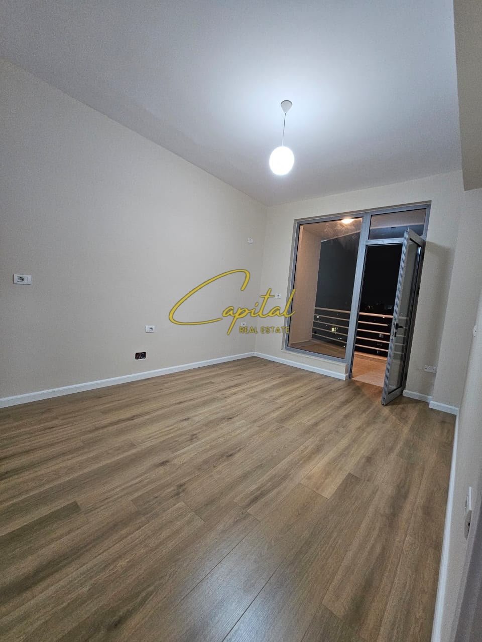 SHITET APARTAMENT 1+1 RRUGA E KAVAJES 163.000 EURO