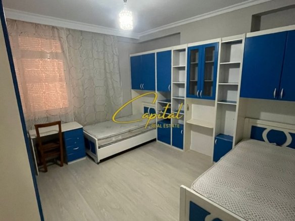 APARTAMENT ME QIRA 3+1+2 KOMUNA E PARISIT 80.000 LEKE