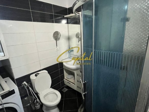 APARTAMENT ME QIRA 3+1+2 KOMUNA E PARISIT 80.000 LEKE