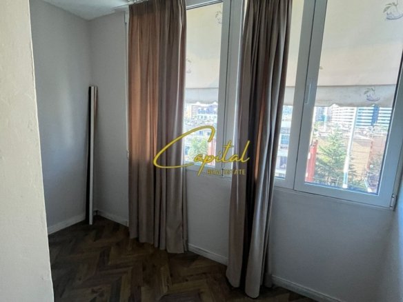 APARTAMENT ME QIRA 3+1+2 KOMUNA E PARISIT 80.000 LEKE