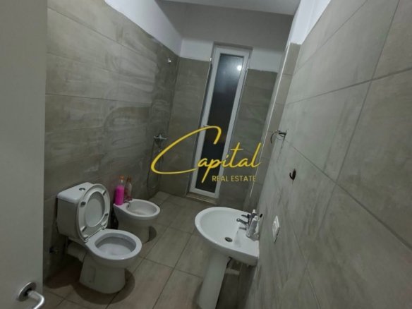 APARTAMENT ME QIRA 2+1 5 MAJI 45.000 LEKE
