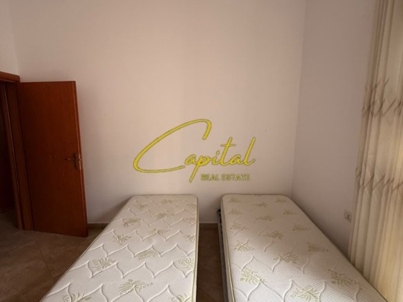 APARTAMENT ME QIRA 2+1+2 KOMUNA E PARISIT 600 EURO