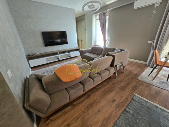 APARTAMENT ME QIRA 1+1 BULEVARDI I RI 70.000 LEKE