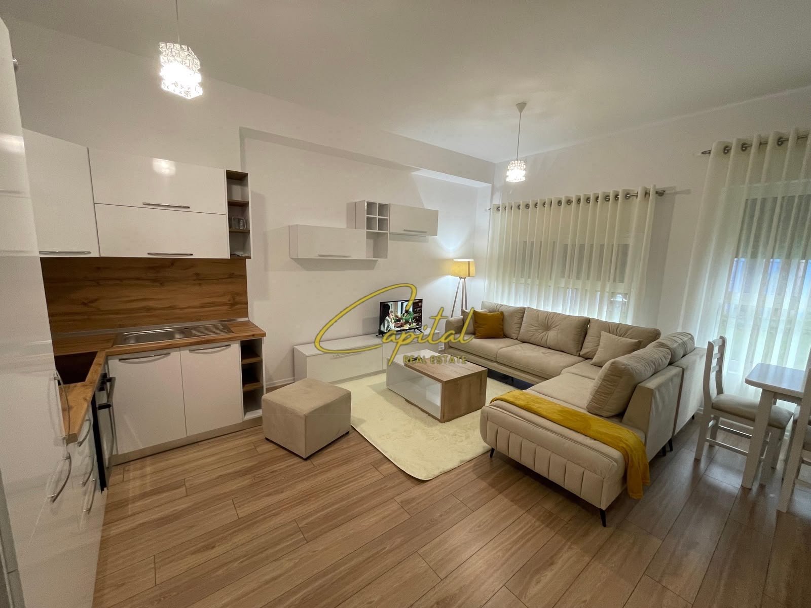APARTAMENT ME QIRA 2+1 KOMPLEKSI MANGALEM 500 EURO