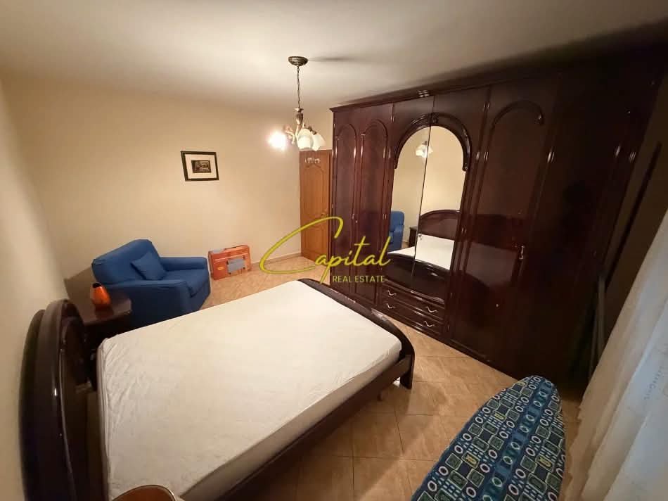 APARTAMENT ME QIRA 2+1 OXHAKU 50.000 LEKE