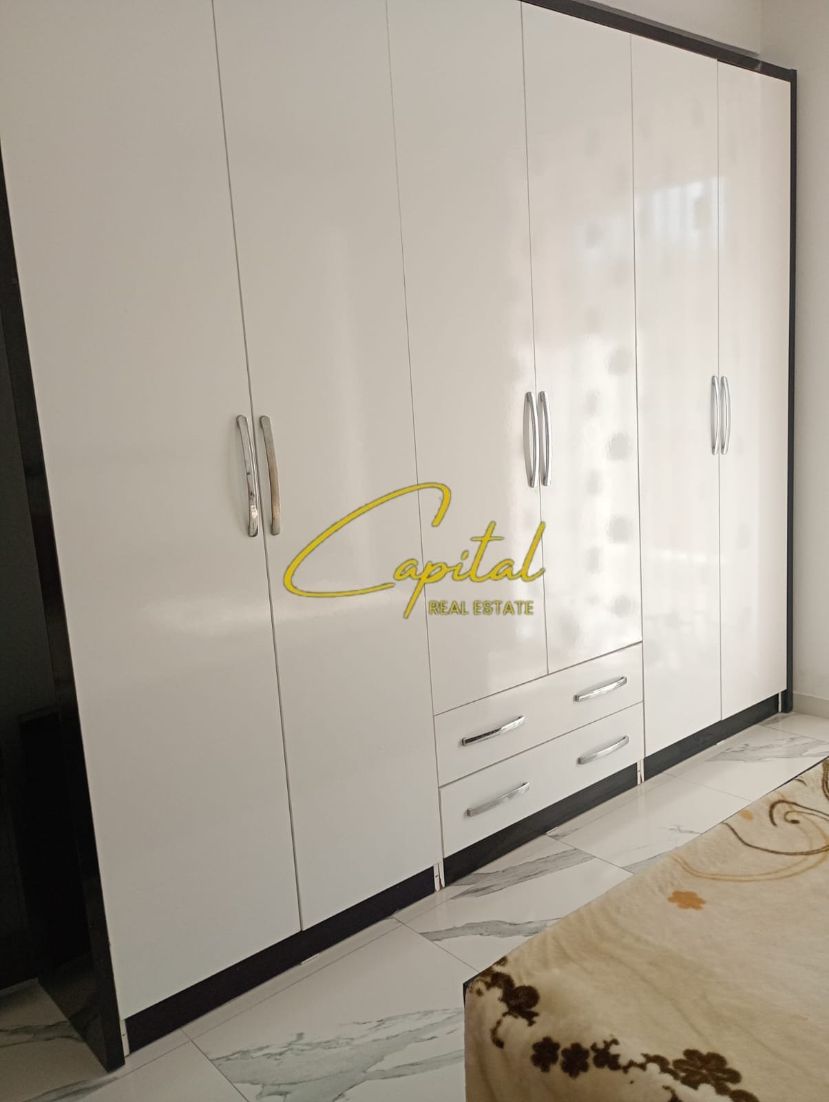 APARTAMENT ME QIRA 2+1 KOMBINAT 50.000 LEKE