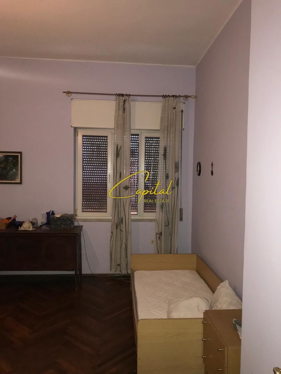 APARTAMENT ME QIRA 3+1 RRUGA E DIBRES 85.000 LEKE