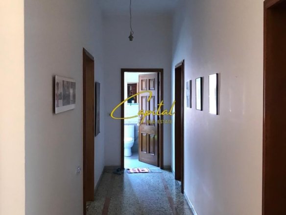 APARTAMENT ME QIRA 3+1 RRUGA E DIBRES 85.000 LEKE