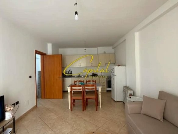 APARTAMENT ME QIRA 1+1 YZBERISHT 40.000 LEKE