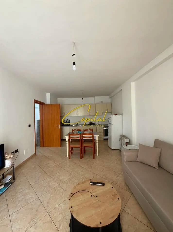 APARTAMENT ME QIRA 1+1 YZBERISHT 40.000 LEKE