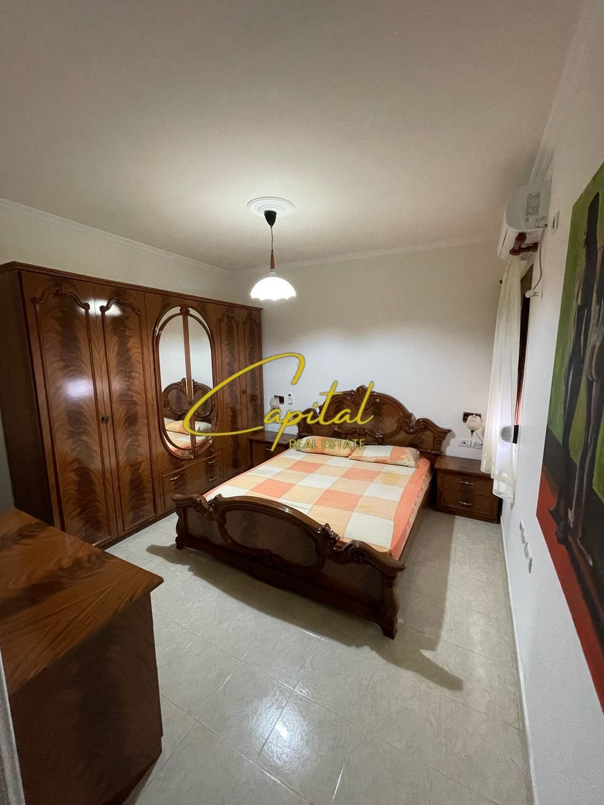 APARTAMENT ME QIRA 2+1 ISH TREGU ELEKTIRK 50.000 LEKE