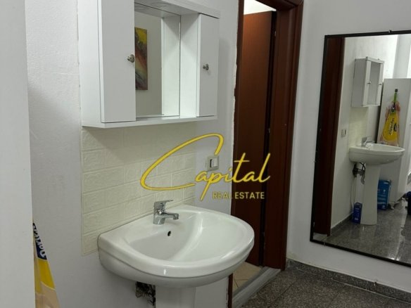 APARTAMENT ME QIRA 2+1 RRUGA JORDAN MISJA 65.000 LEKE