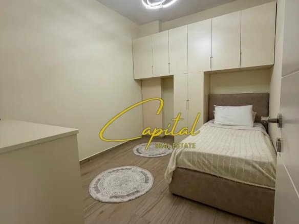 APARTAMENT ME QIRA 2+1 RRUGA E DIBRES 1000 EURO