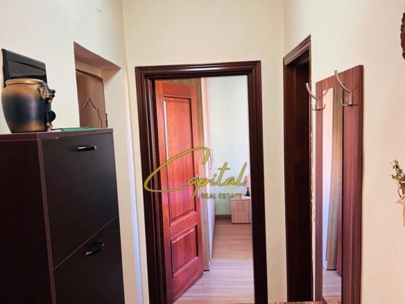 APARTAMENT ME QIRA 2+1 XHAMLLIKU 50.000 LEKE