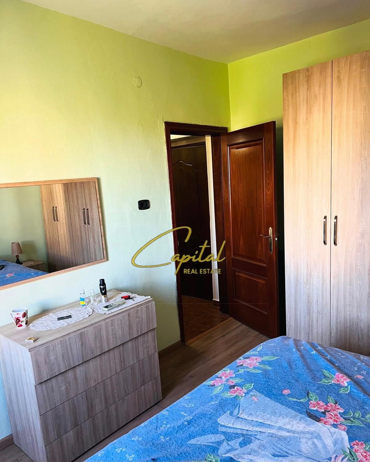 APARTAMENT ME QIRA 2+1 XHAMLLIKU 50.000 LEKE
