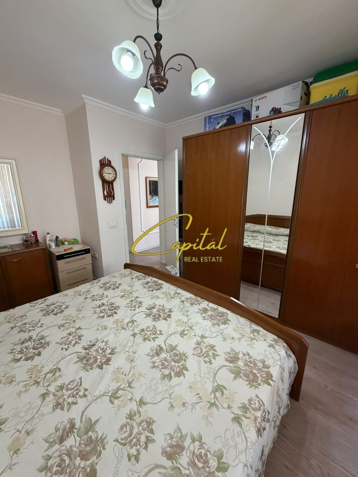APARTAMENT ME QIRA 1+1 21 DHJETORI 52.000 LEKE