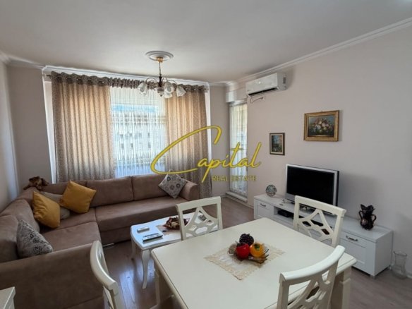 APARTAMENT ME QIRA 1+1 21 DHJETORI 52.000 LEKE