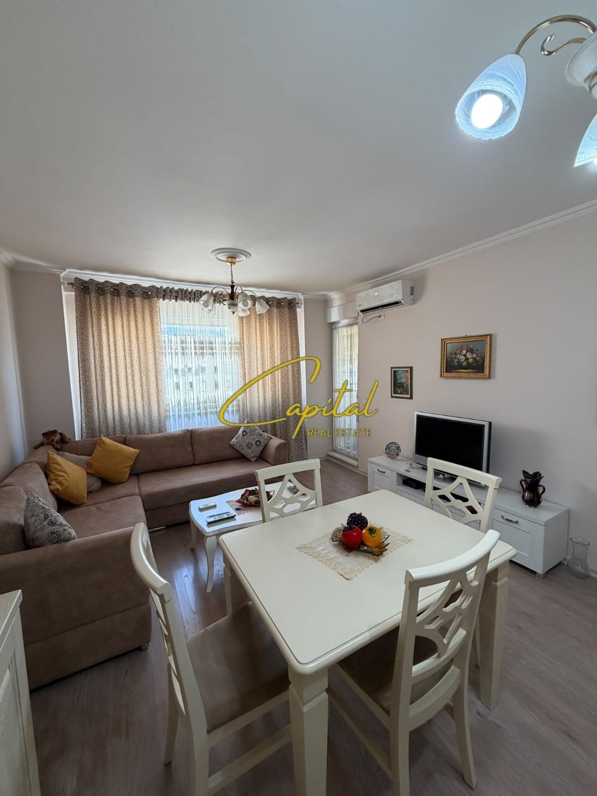 APARTAMENT ME QIRA 1+1 21 DHJETORI 52.000 LEKE