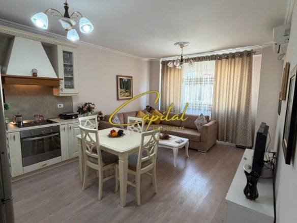 APARTAMENT ME QIRA 1+1 21 DHJETORI 52.000 LEKE