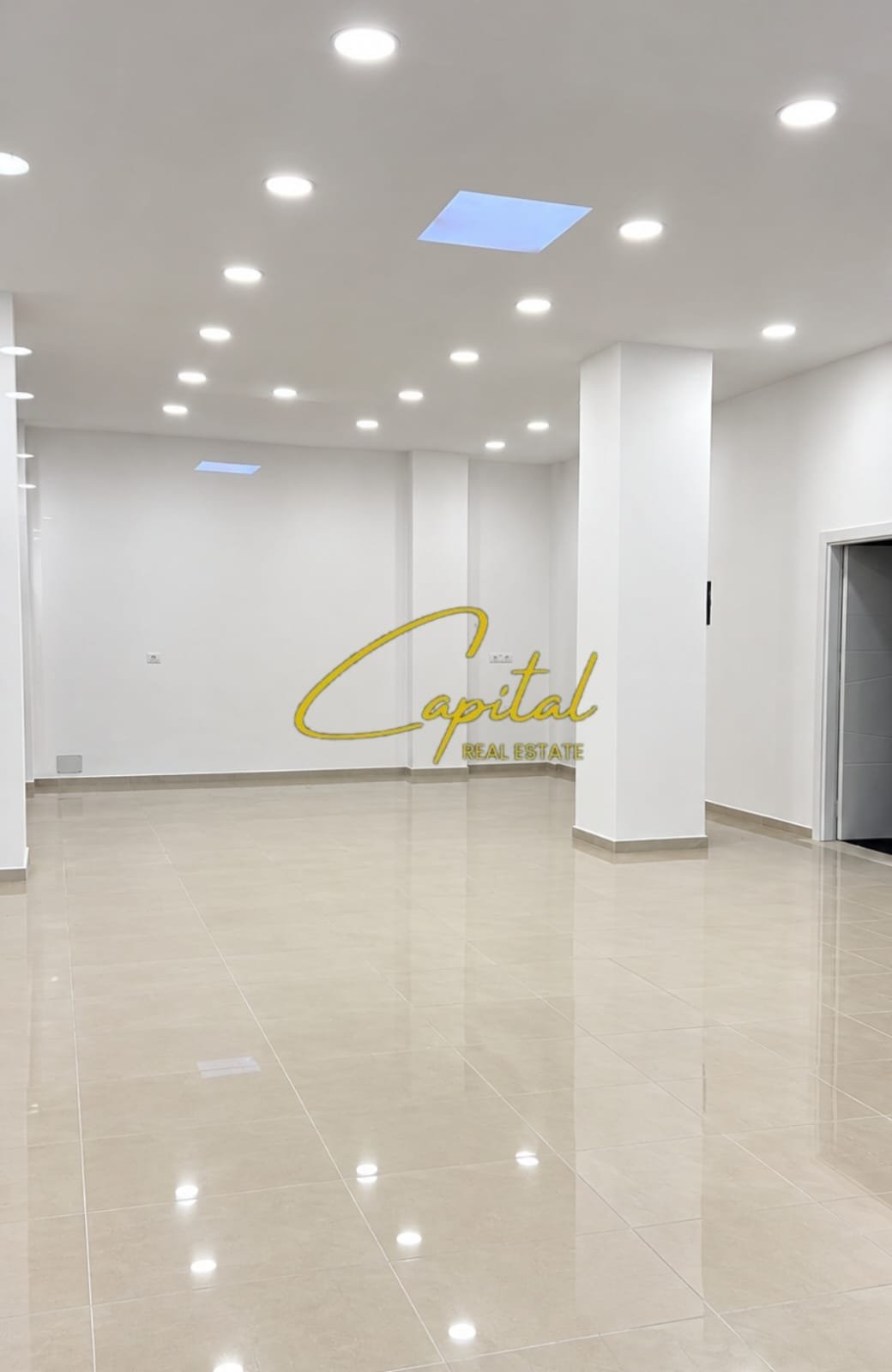 WhatsApp Image 2026-10-15 at 3.52.13 PM AMBIENT BIZNESI ME QIRA 100 M2 ISH PARKU 2000 EURO