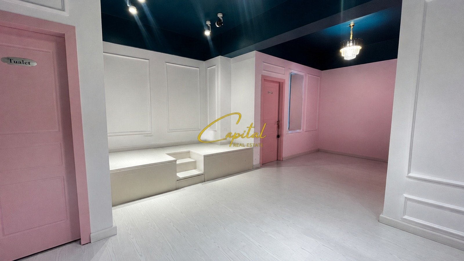 AMBIENT BIZNESI ME QIRA 70 M2 MYSLYM SHYRI 85.000 LEKE