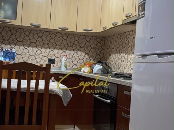 APARTAMENT ME QIRA 1+1 MATERNITETI I RI 40.000 LEKE