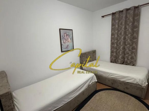APARTAMENT ME QIRA 2+1 SHKOZE 43.000 LEKE
