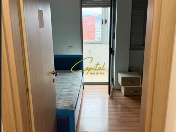 APARTAMENT ME QIRA 2+1 RRUGA E KAVAJES 65.000 LEKE