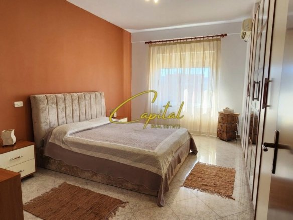 APARTAMENT ME QIRA 1+1 PAZARI I RI 67.000 LEKE