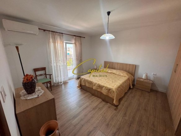 APARTAMENT ME QIRA 2+1+2 KOMUNA E PARISIT 800 EURO