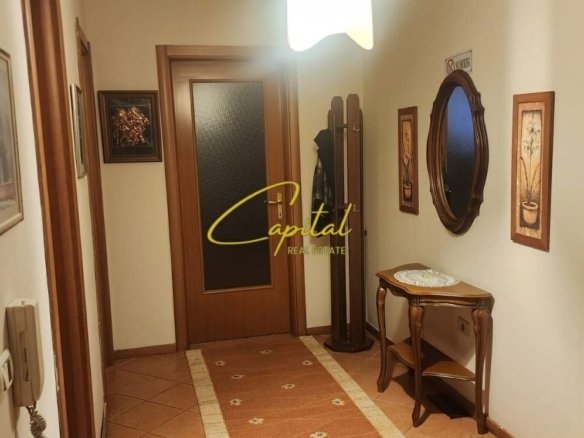 APARTAMENT ME QIRA 2+1 RRUGA E ELBASANIT 80.000 LEKE