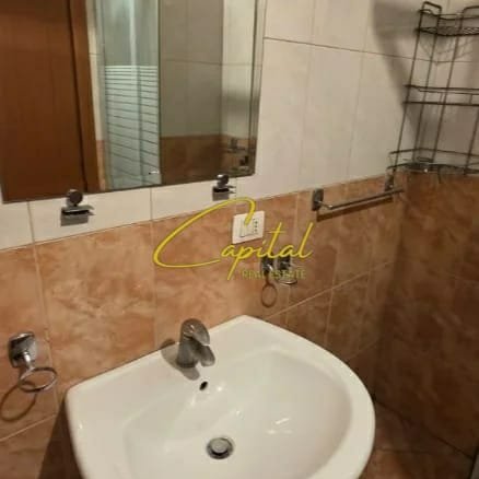 APARTAMENT ME QIRA 2+1 RRUGA E DIBRES 55.000 LEKE