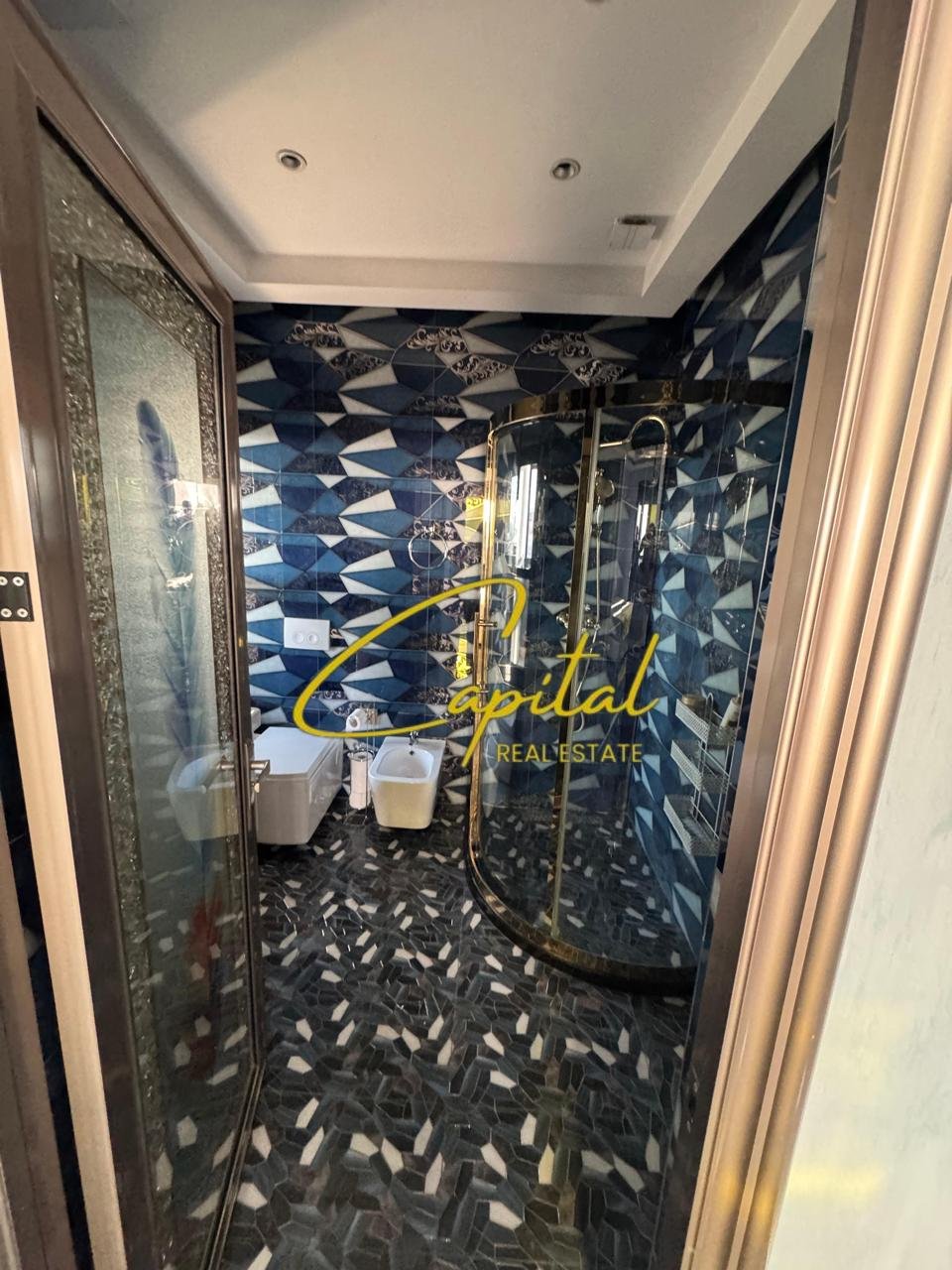 WhatsApp Image 2026-10-20 at 11.05.02 AM APARTAMENT ME QIRA 1+1 KOMPLEKSI TURDIU 72.000 LEKE